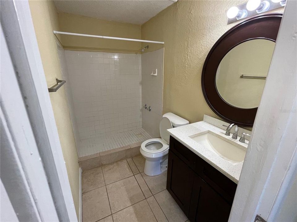 Недавно арендовано: $2,099 (4 спален, 2 ванн, 1932 Квадратных фут)