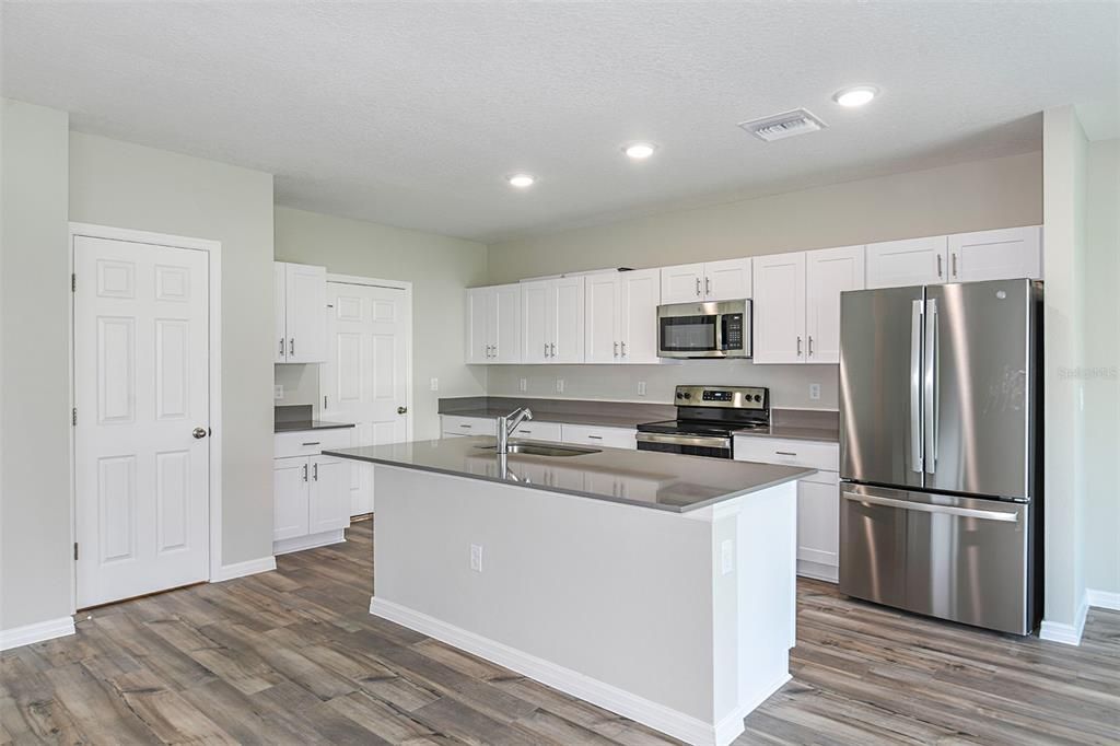 For Sale: $358,995 (4 beds, 2 baths, 2226 Square Feet)