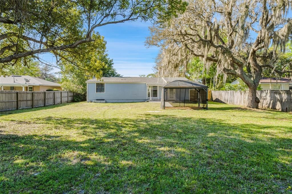 Active With Contract: $365,000 (4 beds, 2 baths, 1302 Square Feet)