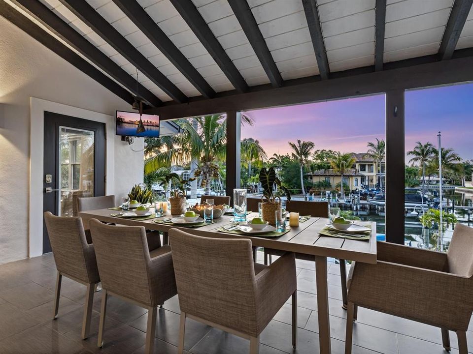 Active With Contract: $4,295,000 (5 beds, 5 baths, 5011 Square Feet)