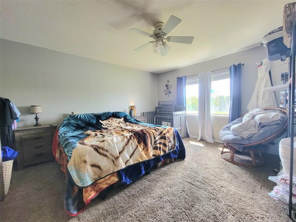 For Sale: $214,900 (2 beds, 2 baths, 1204 Square Feet)