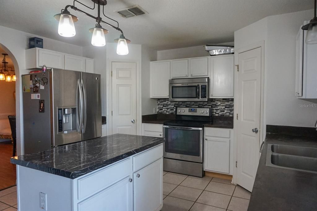 Active With Contract: $399,000 (4 beds, 2 baths, 2320 Square Feet)