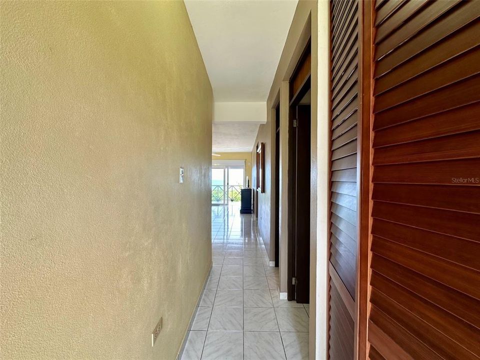 En Venta: $735,000 (4 camas, 3 baños, 1560 Pies cuadrados)