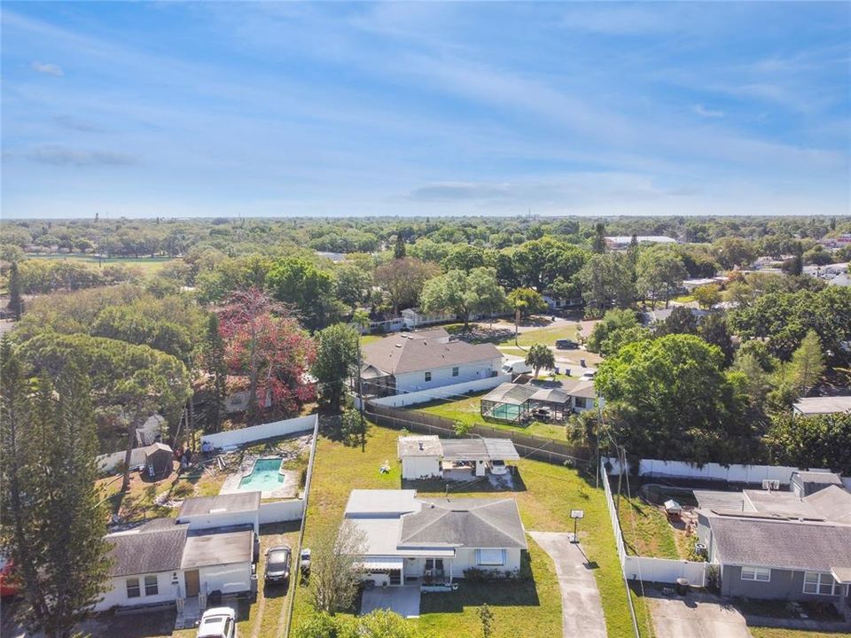 Active With Contract: $299,000 (3 beds, 1 baths, 828 Square Feet)