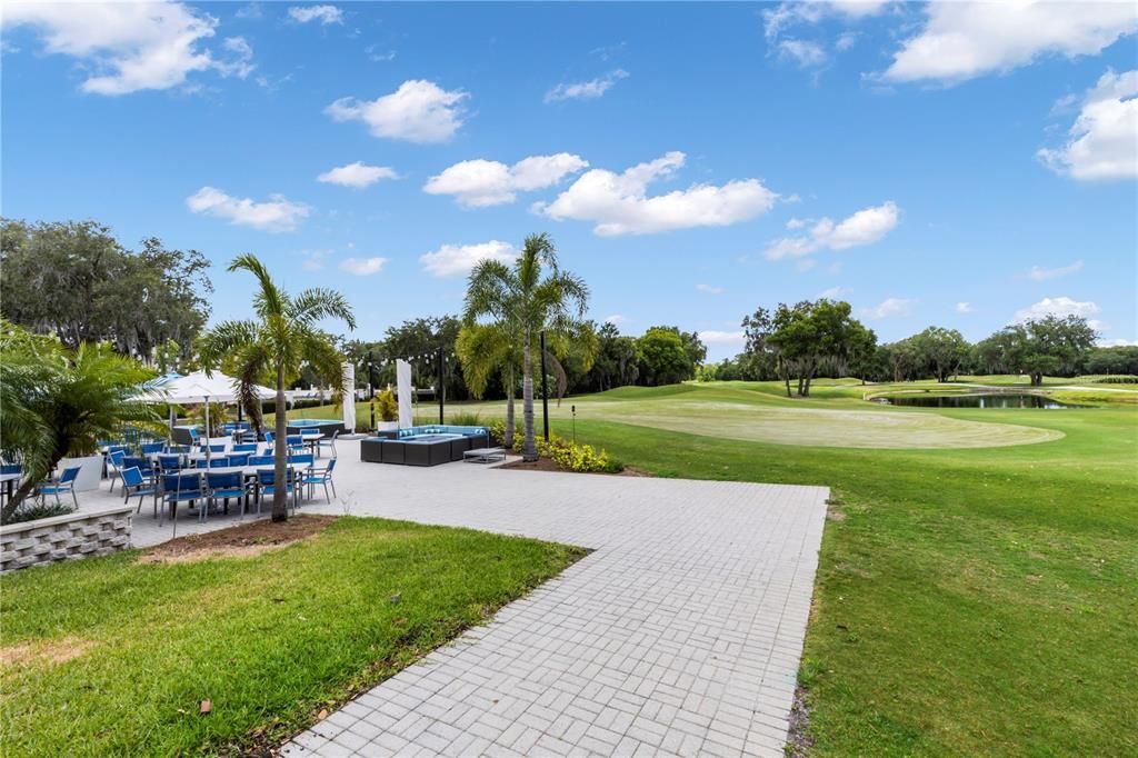 Recently Sold: $650,000 (3 beds, 3 baths, 2217 Square Feet)