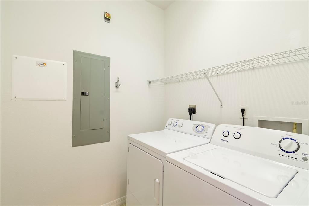 For Rent: $2,300 (2 beds, 2 baths, 1588 Square Feet)