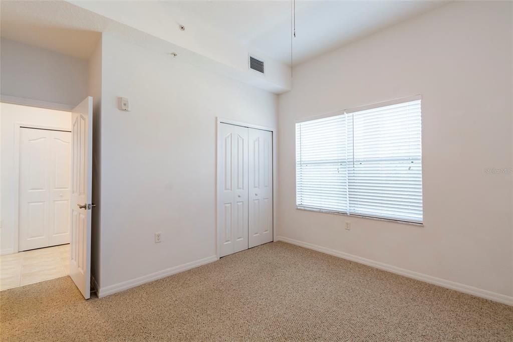 Active With Contract: $2,300 (3 beds, 2 baths, 1588 Square Feet)