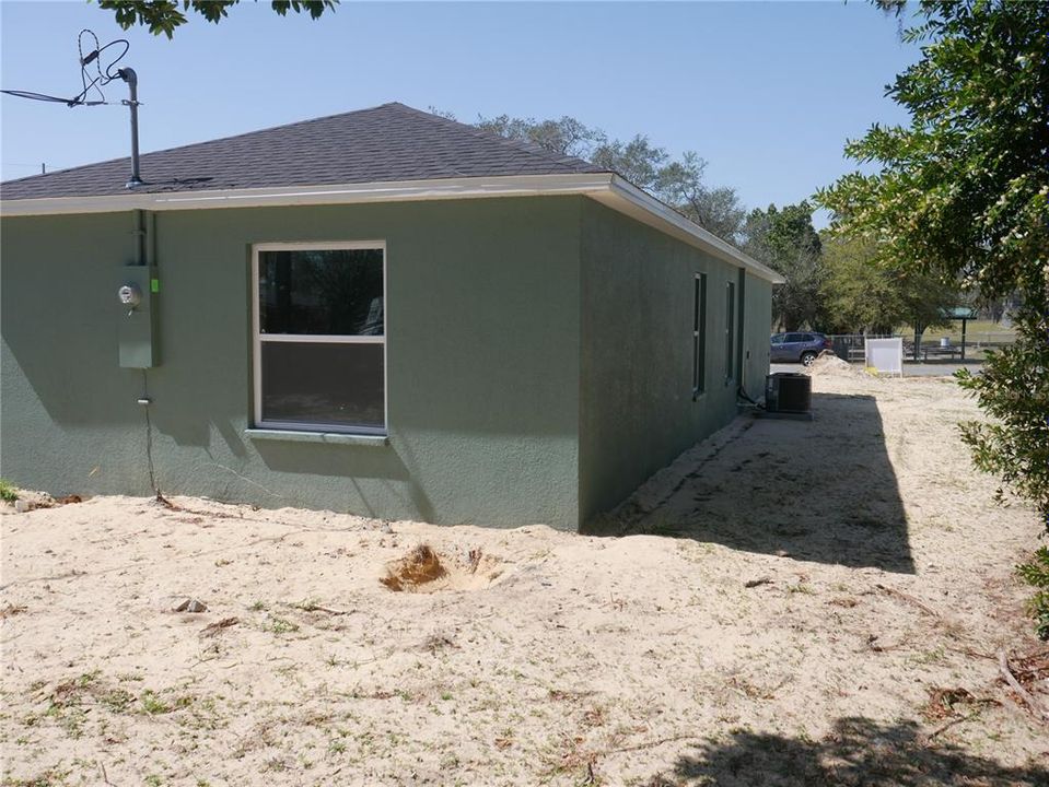 For Sale: $280,000 (3 beds, 2 baths, 1360 Square Feet)