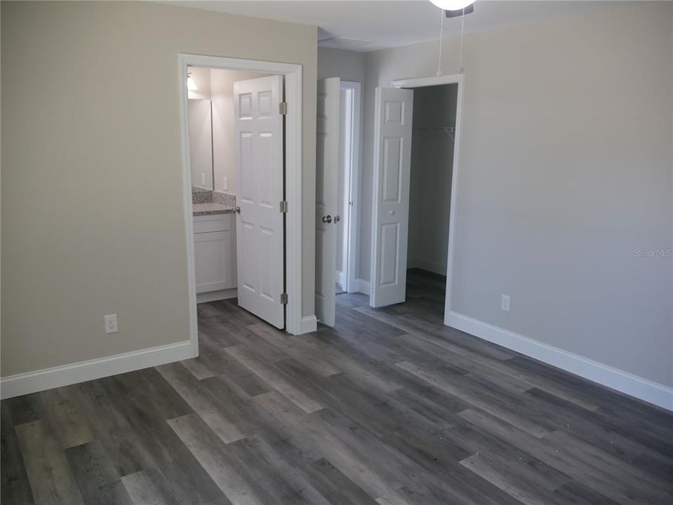 For Sale: $280,000 (3 beds, 2 baths, 1360 Square Feet)