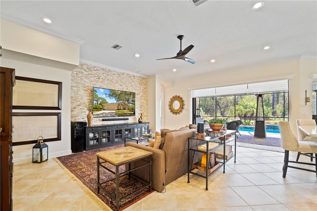 Recently Sold: $950,000 (3 beds, 3 baths, 2918 Square Feet)