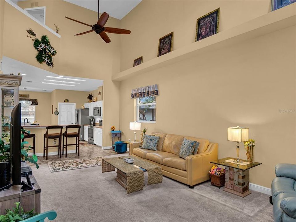 Active With Contract: $389,000 (3 beds, 2 baths, 2190 Square Feet)