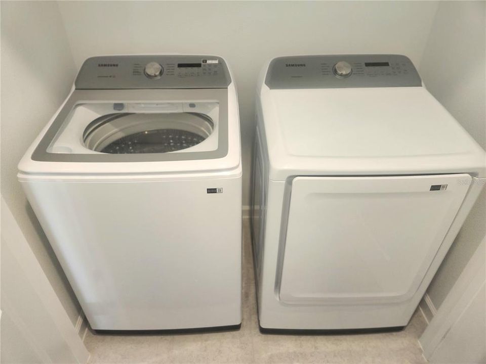 Brand New Washer & Dryer