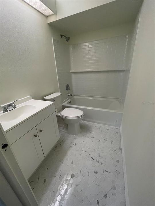 最近售出: $235,000 (2 贝兹, 2 浴室, 1223 平方英尺)