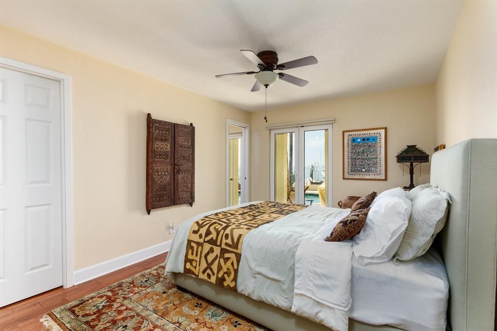 Inviting Guest bedroom