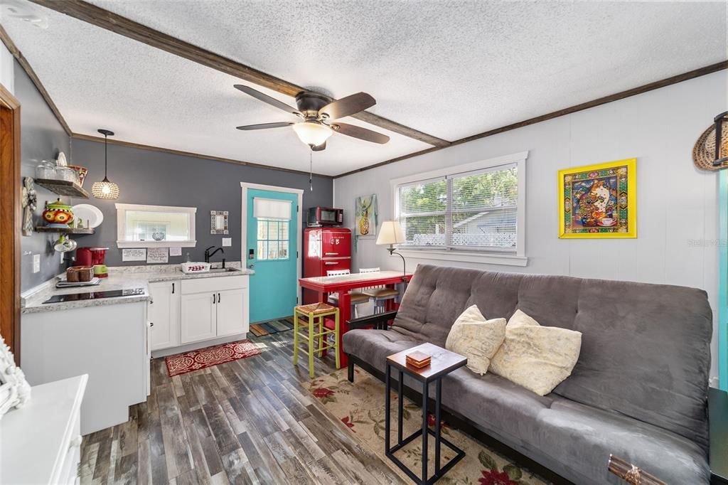 Active With Contract: $425,000 (4 beds, 4 baths, 3394 Square Feet)