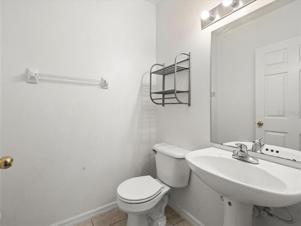 For Sale: $285,000 (3 beds, 2 baths, 1534 Square Feet)