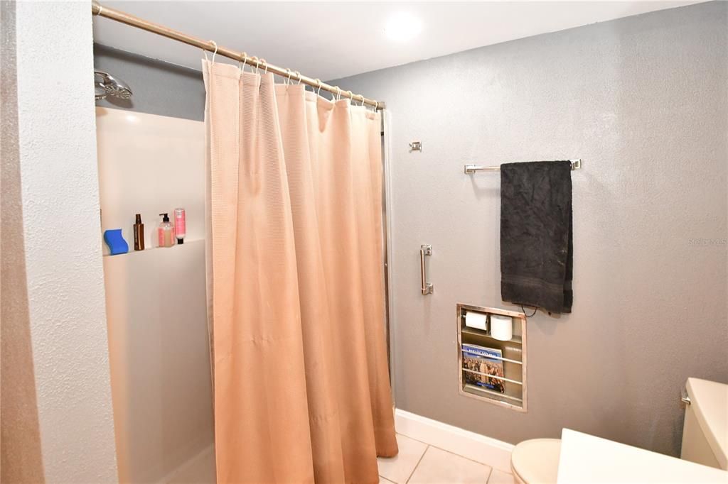 Active With Contract: $549,000 (2 beds, 2 baths, 1400 Square Feet)
