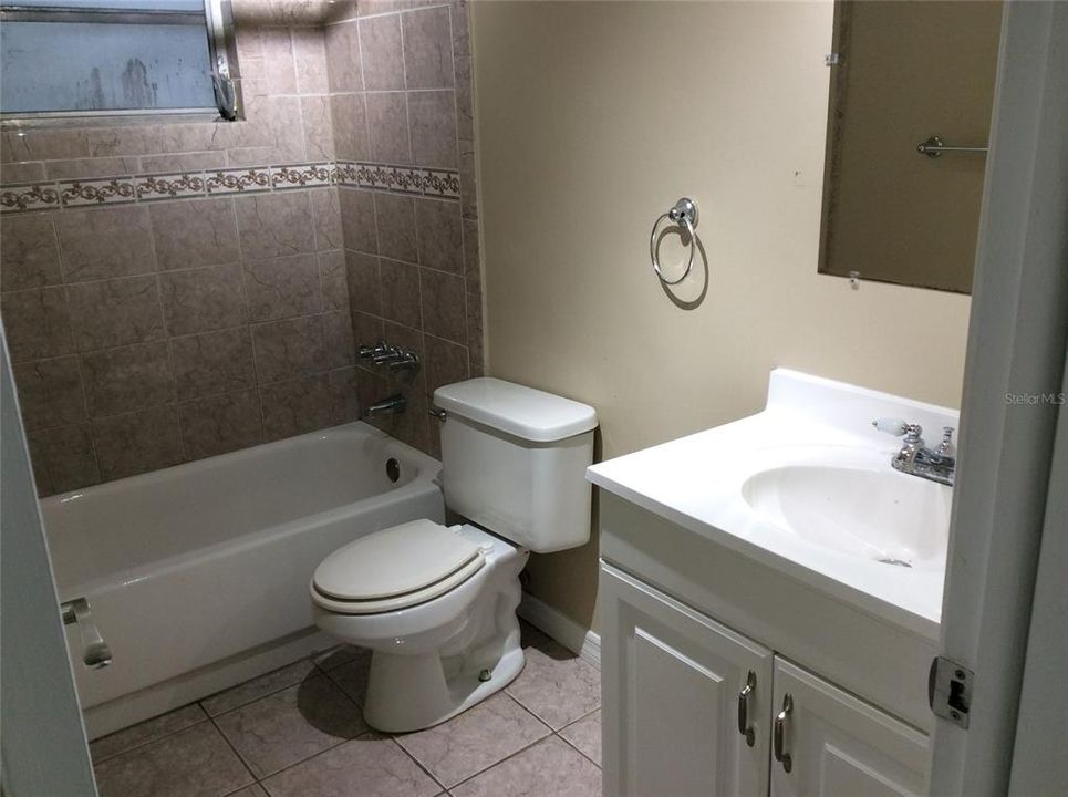 最近租的: $1,900 (3 贝兹, 2 浴室, 1334 平方英尺)
