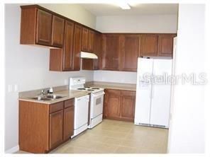 Recently Rented: $1,950 (2 beds, 2 baths, 1216 Square Feet)