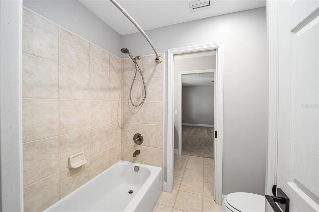 最近售出: $675,000 (4 贝兹, 3 浴室, 3020 平方英尺)