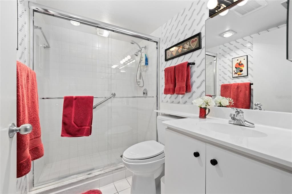 最近售出: $700,000 (2 贝兹, 2 浴室, 1483 平方英尺)