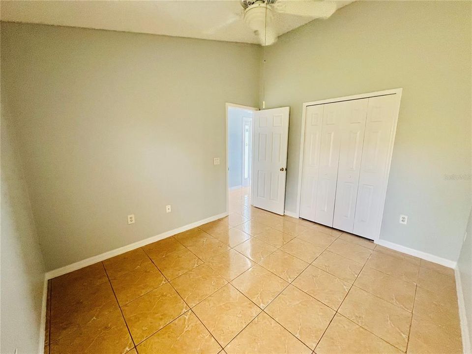For Rent: $2,300 (4 beds, 2 baths, 1822 Square Feet)