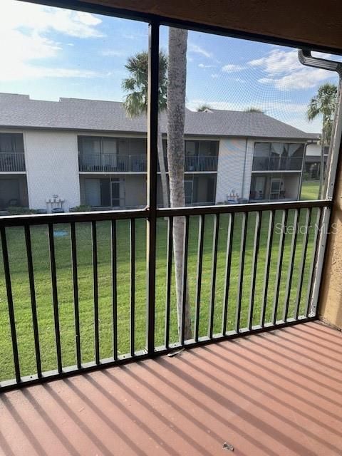 Recently Sold: $129,000 (1 beds, 1 baths, 733 Square Feet)