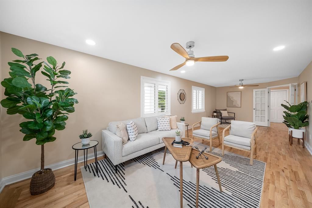 Active With Contract: $2,250,000 (4 beds, 3 baths, 2971 Square Feet)