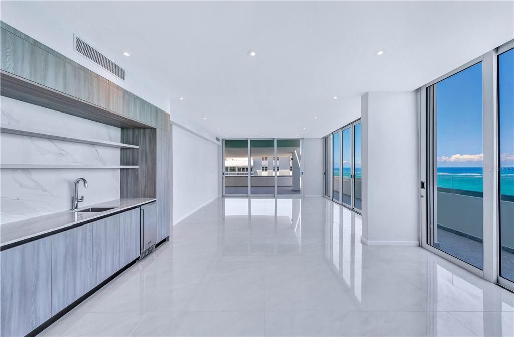 Family Space with Wet Bar