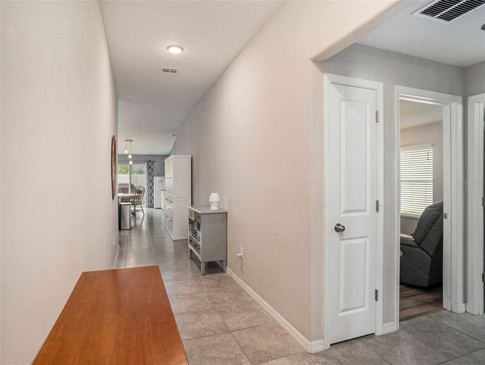 Active With Contract: $315,000 (3 beds, 2 baths, 1519 Square Feet)