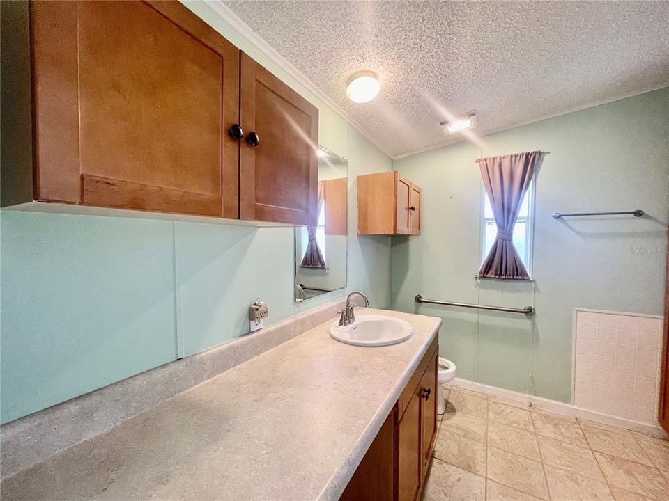 For Sale: $229,900 (3 beds, 2 baths, 1547 Square Feet)