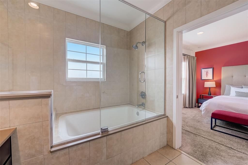 Недавно продано: $375,000 (3 спален, 2 ванн, 1474 Квадратных фут)