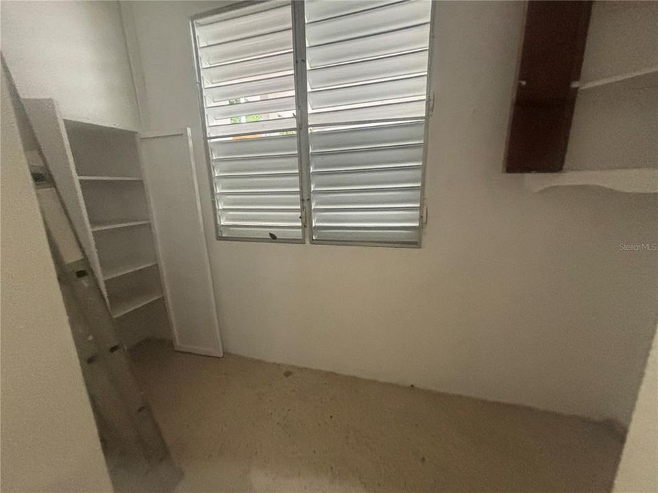 En Venta: $170,000 (6 camas, 3 baños, 1958 Pies cuadrados)