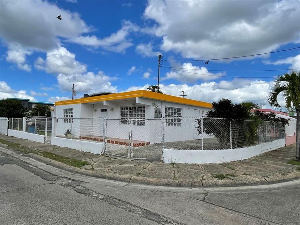 Vendido Recientemente: $175,000 (0 camas, 0 baños, 1200 Pies cuadrados)