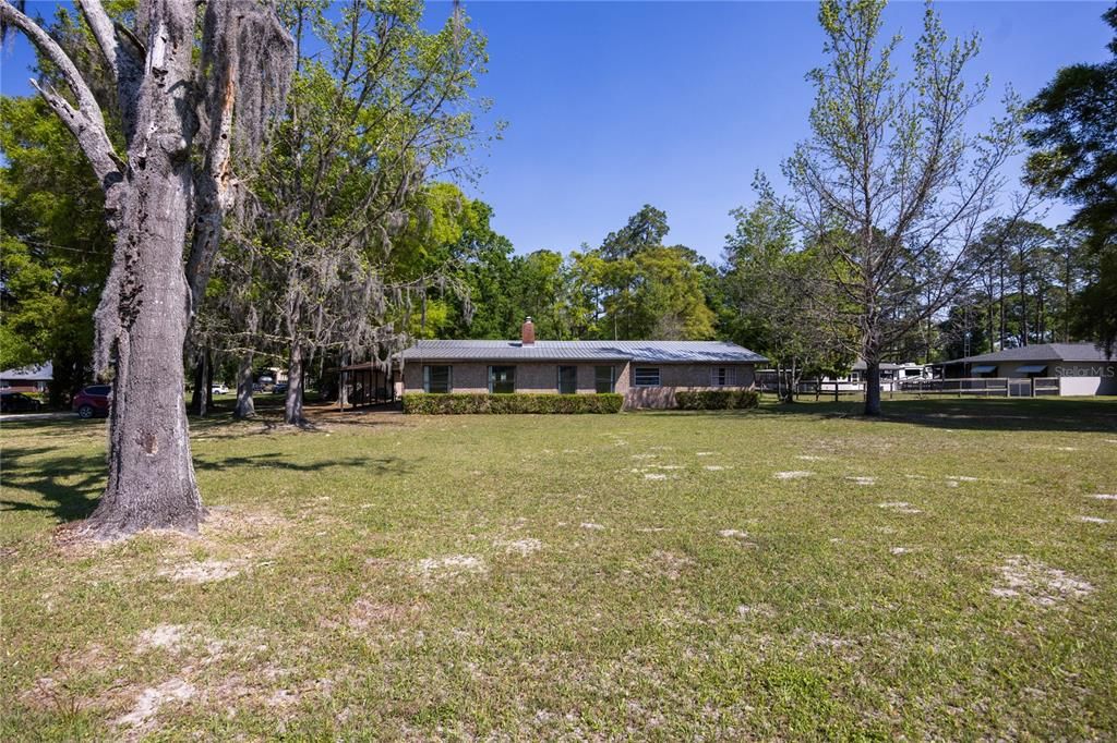 Active With Contract: $295,000 (4 beds, 2 baths, 1834 Square Feet)