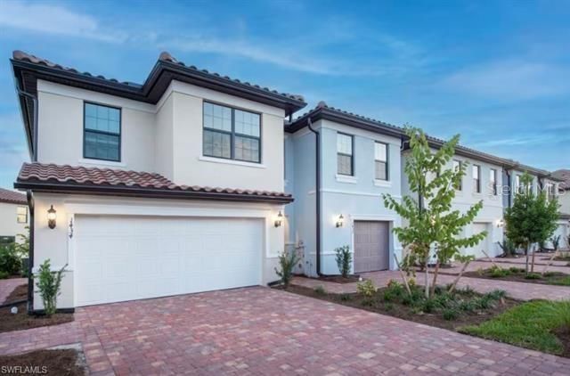 Recently Sold: $321,485 (3 beds, 2 baths, 1816 Square Feet)