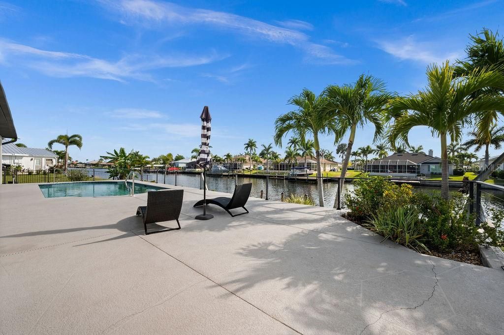 Recently Sold: $1,075,000 (3 beds, 2 baths, 1995 Square Feet)