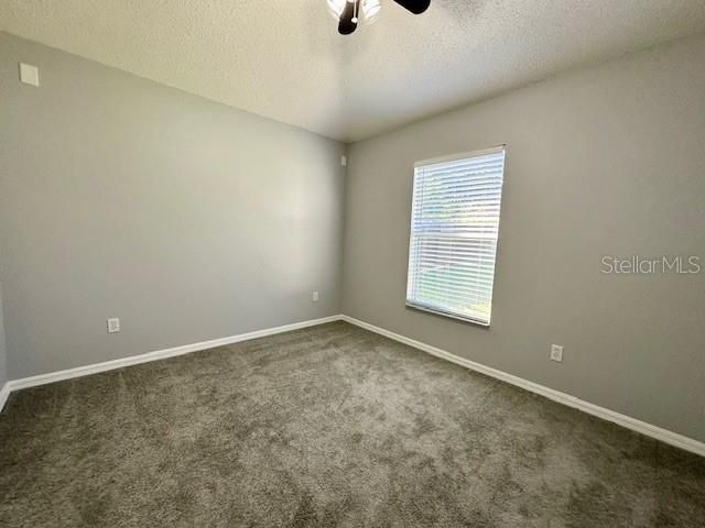For Rent: $2,200 (3 beds, 2 baths, 1809 Square Feet)