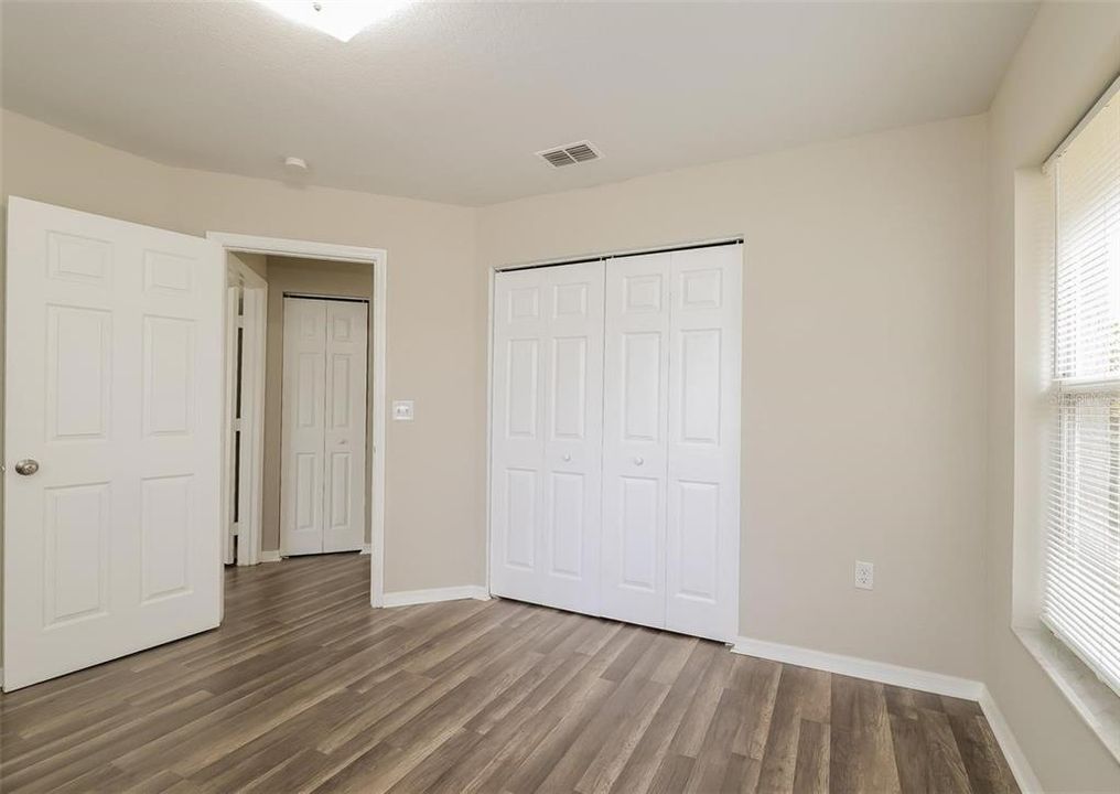 For Rent: $1,700 (3 beds, 1 baths, 1050 Square Feet)