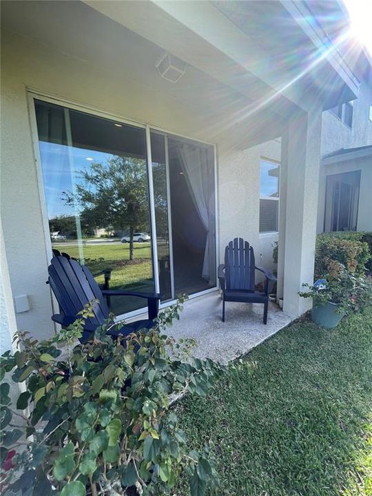Active With Contract: $2,700 (3 beds, 2 baths, 1863 Square Feet)