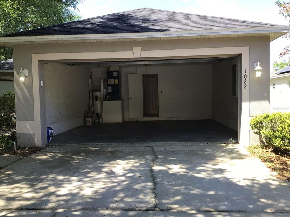 For Rent: $1,750 (3 beds, 2 baths, 1264 Square Feet)