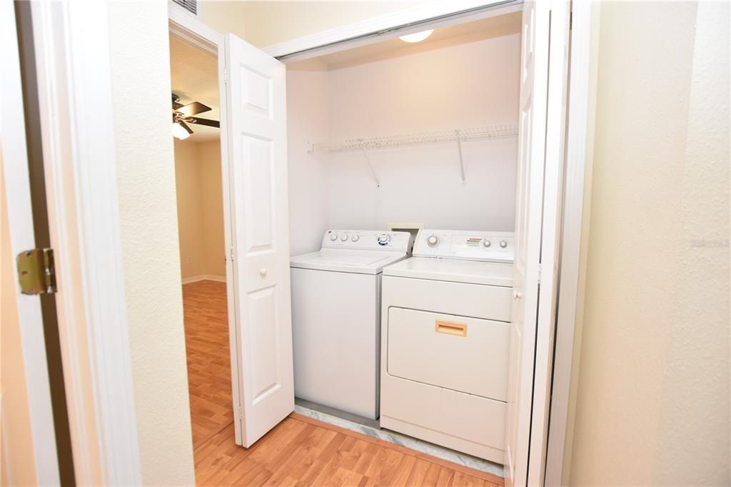 Active With Contract: $1,600 (3 beds, 2 baths, 1302 Square Feet)
