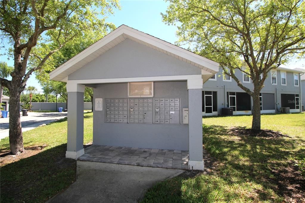 Active With Contract: $2,500 (3 beds, 2 baths, 1666 Square Feet)