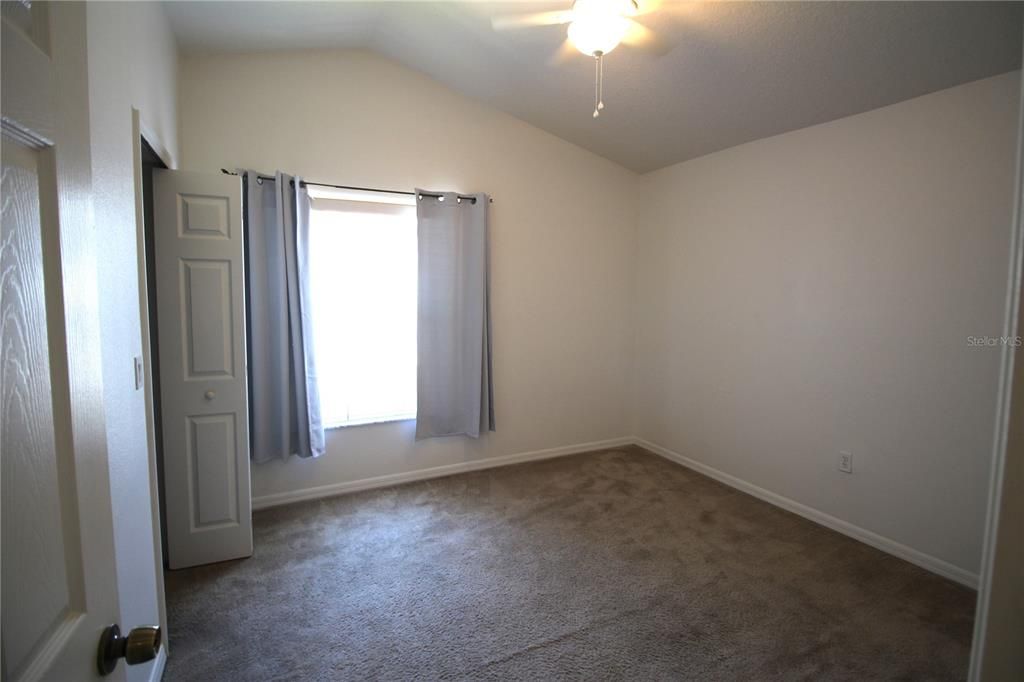 Active With Contract: $2,500 (3 beds, 2 baths, 1666 Square Feet)