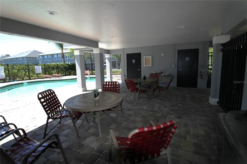 Active With Contract: $2,500 (3 beds, 2 baths, 1666 Square Feet)