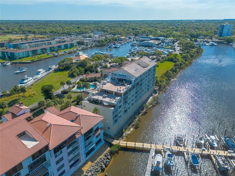 Active With Contract: $365,000 (2 beds, 2 baths, 1615 Square Feet)