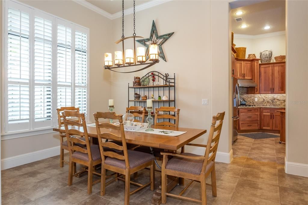 Dining w/ entry to kitchen