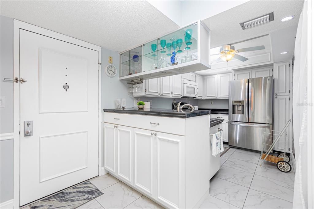 Recently Sold: $165,000 (2 beds, 2 baths, 783 Square Feet)