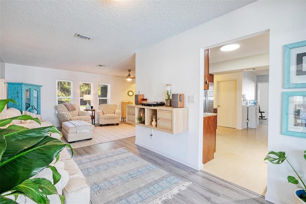 Recently Sold: $529,000 (3 beds, 2 baths, 1757 Square Feet)