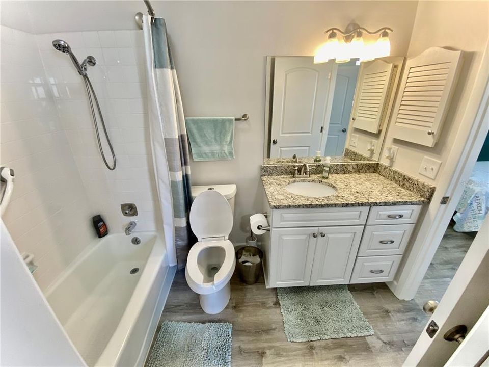 For Sale: $287,500 (2 beds, 2 baths, 1416 Square Feet)